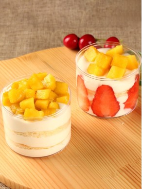 Round Dessert Cup with Lid